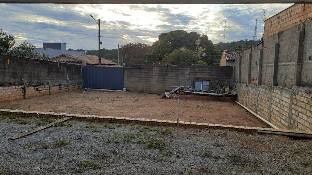 Casa à venda no bairro Mãe de Deus