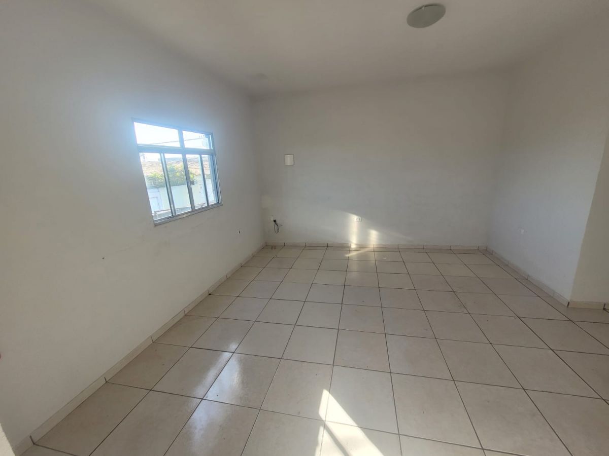 Comercial para alugar no bairro JK