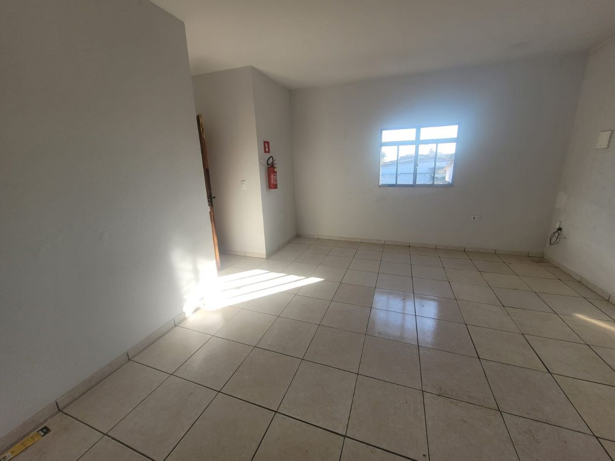 Comercial para alugar no bairro JK