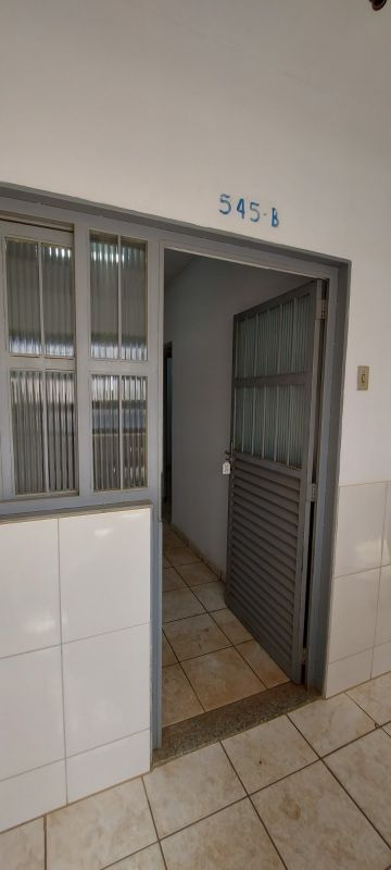 Apartamento para alugar no bairro Vila Chaud